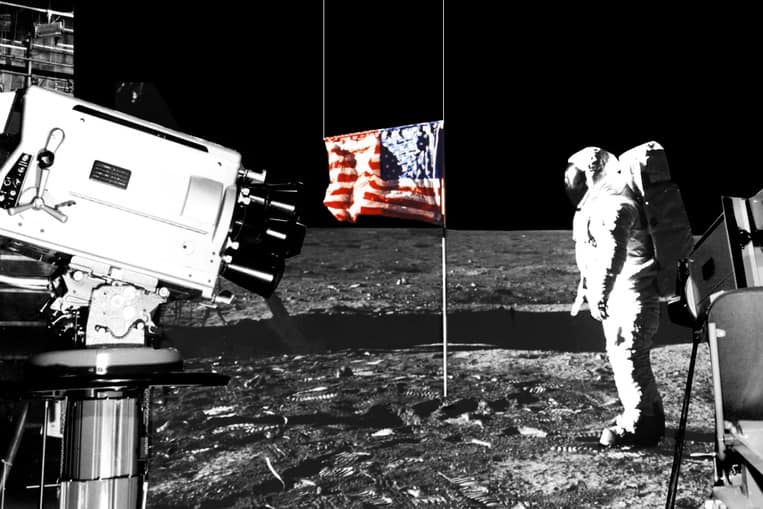 TOP 10: Ces preuves qui font douter que l’homme a marché sur la lune