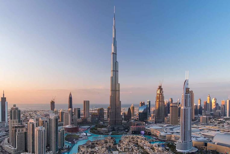 Burj Khalifa - 828 mètres