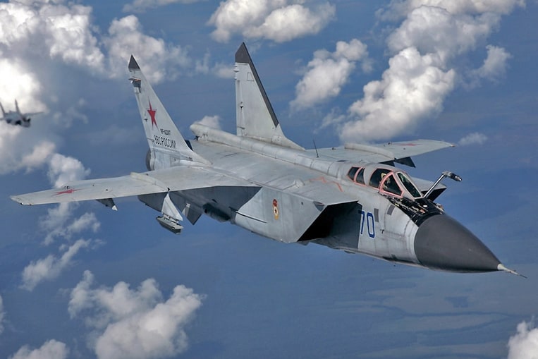 Mikoyan MiG-31 (Vitesse maximale : 3000 km/h)